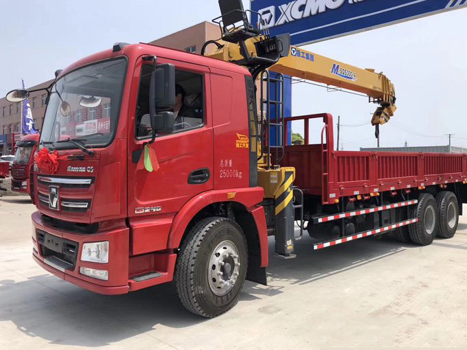 徐工吊機(jī)12噸徐工漢風(fēng)G5一體化隨車吊圖片展示3