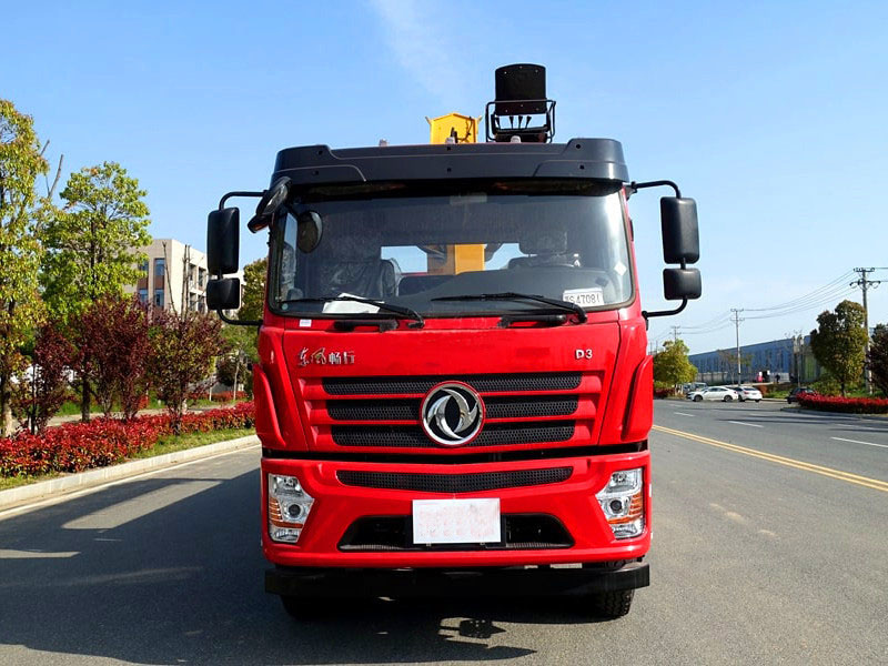 東風(fēng)暢行后八輪徐工12噸隨車吊多少錢一輛？