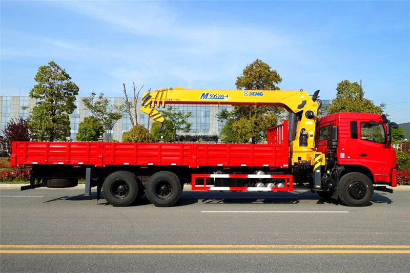 東風(fēng)暢行后八輪徐工12噸隨車吊多少錢一輛？