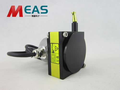 ����λ�ƾ��a�����·�к����c���������С��������U��